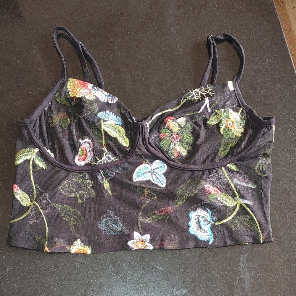 Floral Embroidered Black Crop Top